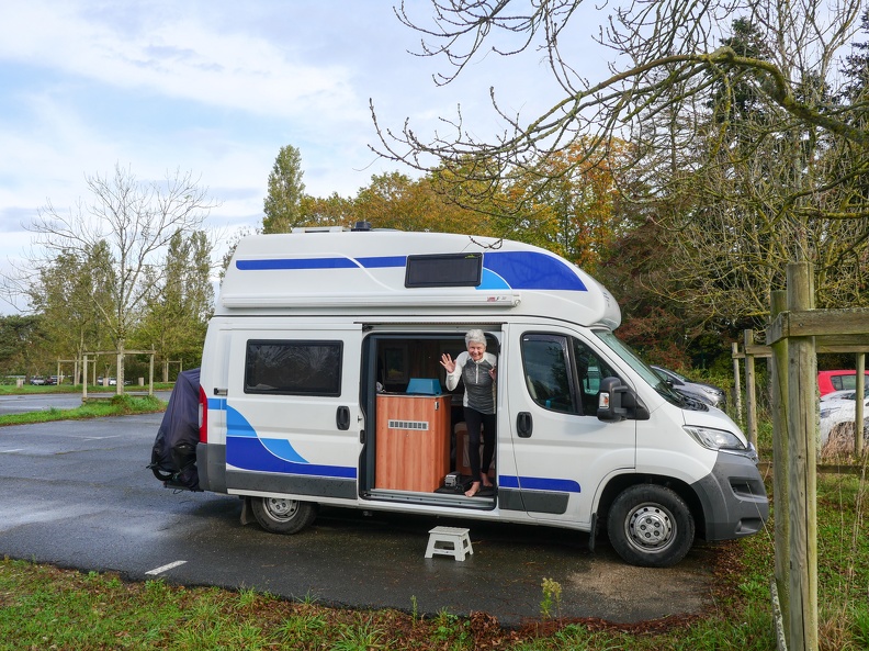 Une petite semaine à tester notre nouvelle acquisition avec bivouac au parking gratuit du Parc aux oiseaux: 4 nuits du 12 au 15 octobre P1027419.jpg
